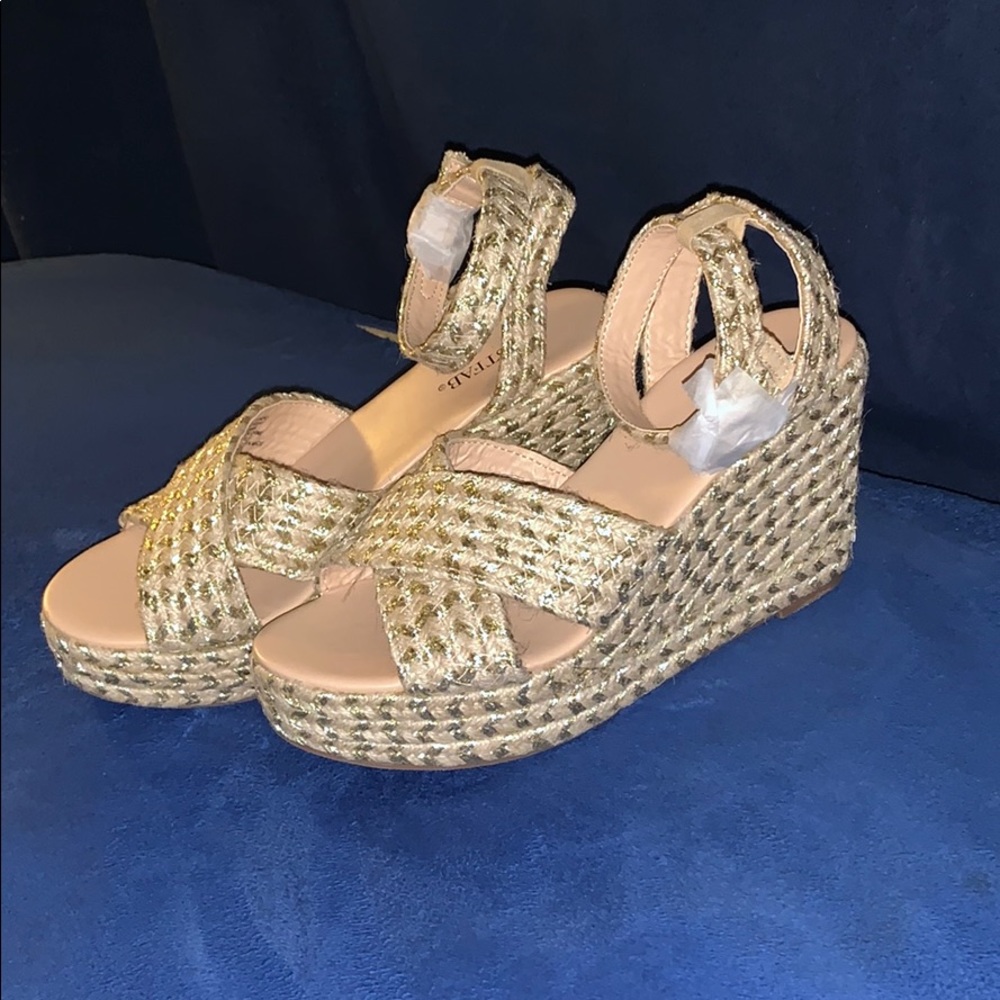 Brand New Justfab Wedges Natural Size 9
